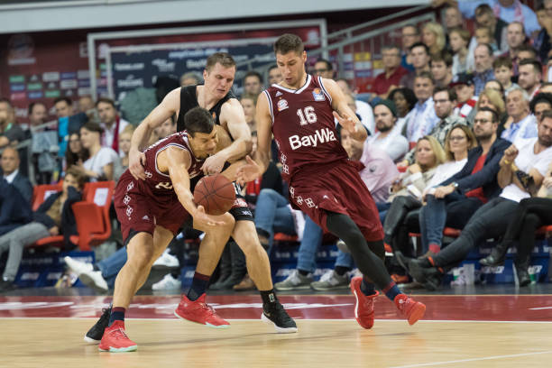 球的拼搏展 球的拼搏展